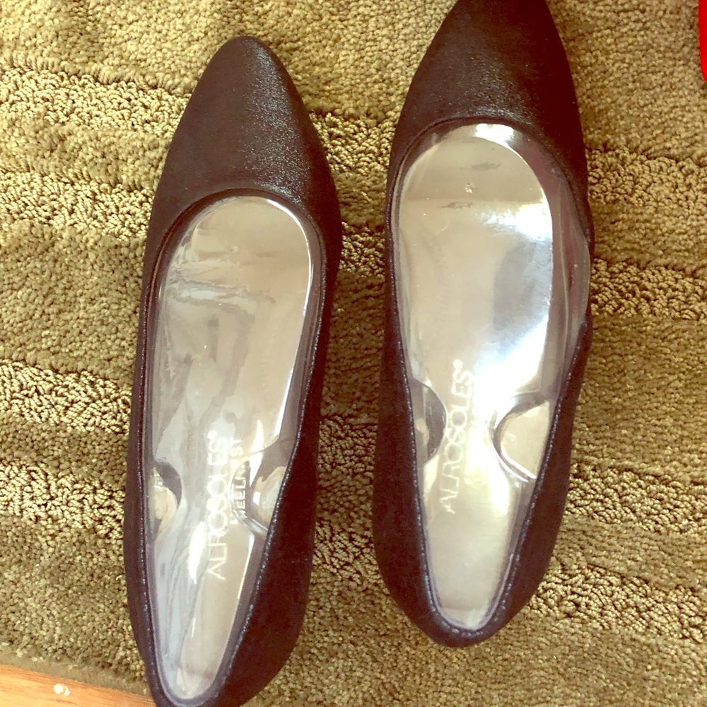 Aerosols Black shimmer pump